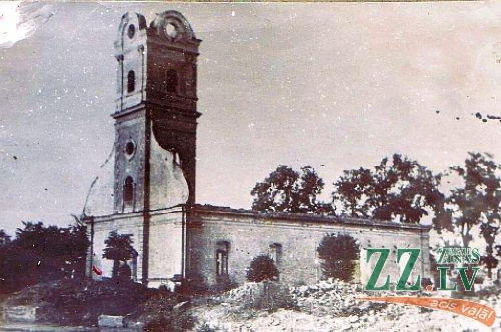 Reformātu jeb kalvinistu baznīca ir kārtējā vecās Jelgavas būve, kura nav sasniegusi mūsdienas. Tā reiz atradās aptuveni tur, kur tagad ir Jelgavas 3.pamatskolas kreisais spārns, bet tālāk no Uzvaras ielas un, iespējams, vairāk uz tagadējā...