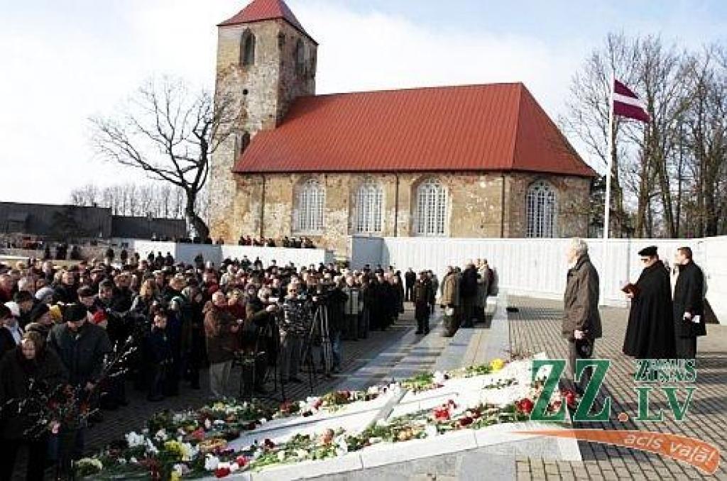 Brāļu kapi Lestenē.
Autors: Jānis Vītols, ntz.lv / «Neatkarīgās Tukuma Ziņas»