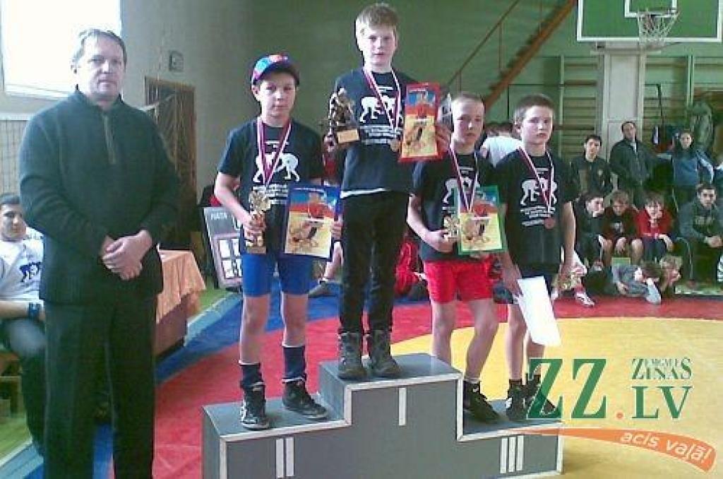 Autors: no dalībnieku arhīva