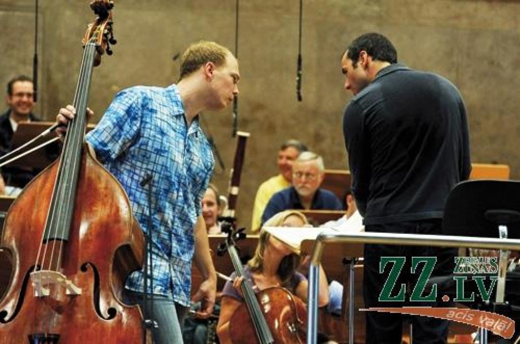 Gatavojoties ARD laureātu koncertam kopā ar Bavārijas Radio orķestri.
Autors: no personiskā albuma