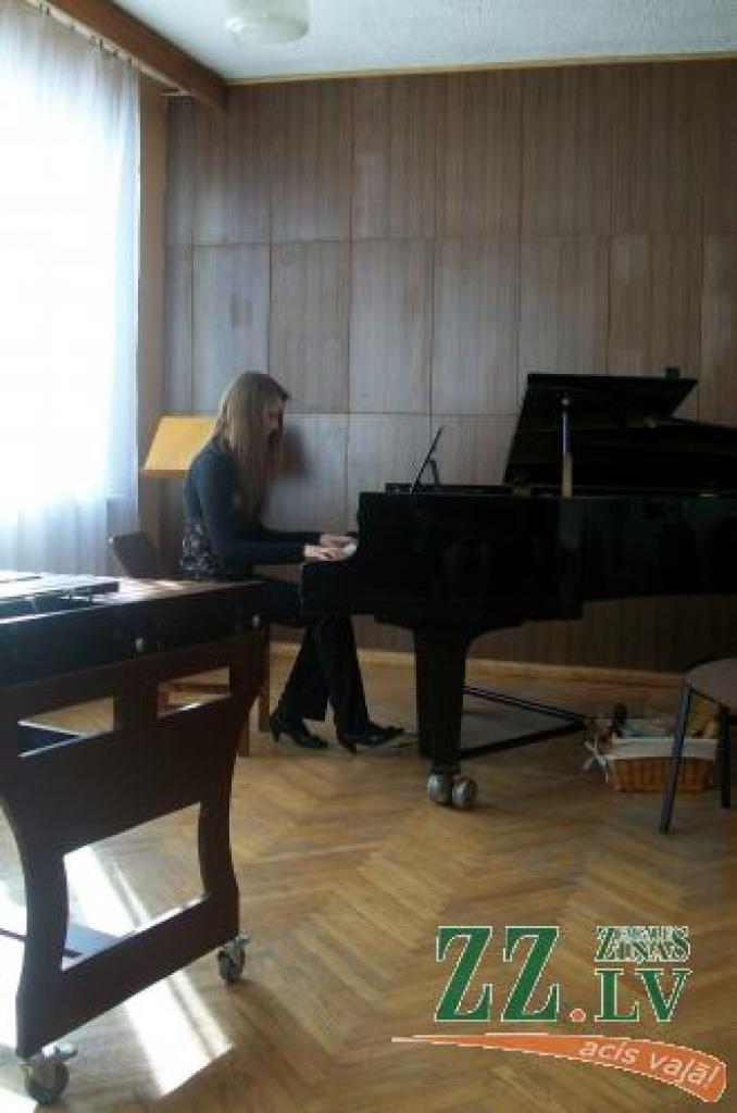 Aluksniesiem.lv raksta attēla aizvietotājs