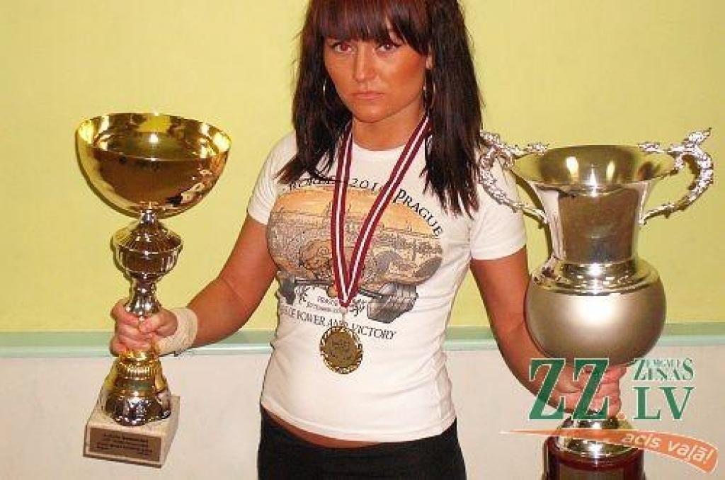 Zelta medaļu izcīnīja arī kluba «Apolons» sportiste Jana Jansone.
Autors: no dalībnieku arhīva