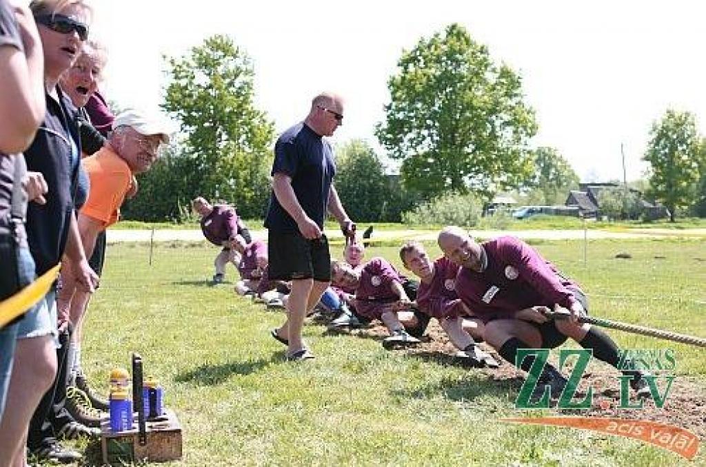 Autors: «Ozolu» arhīvs