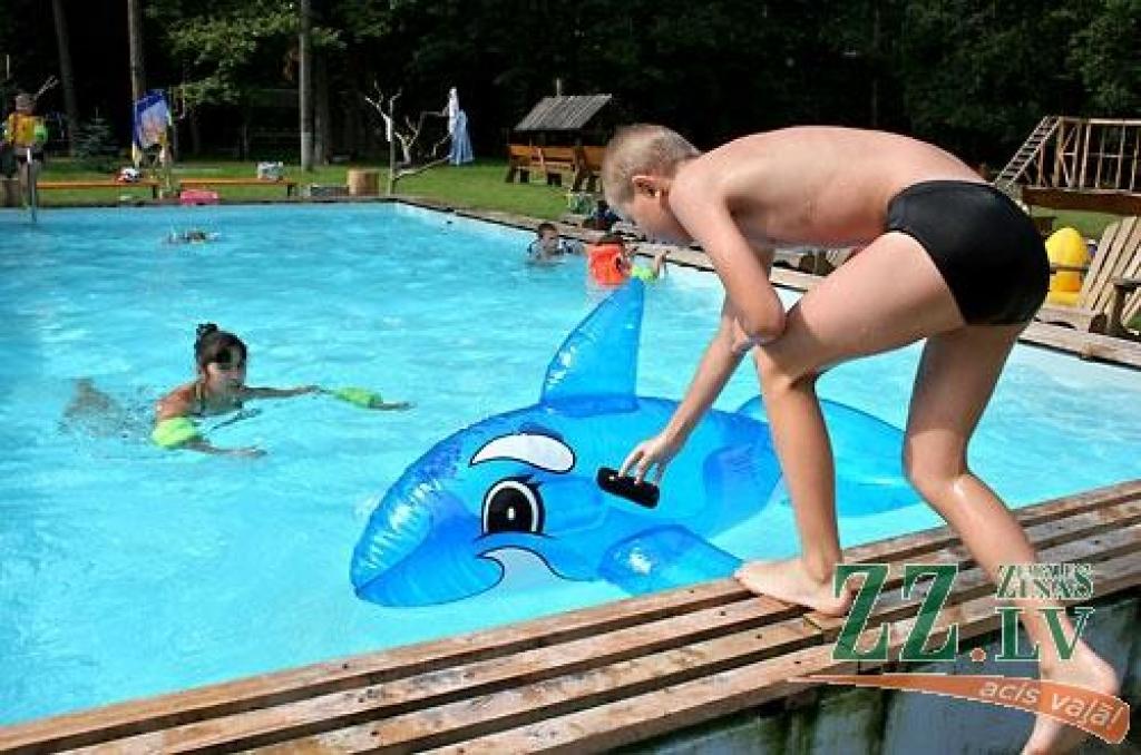 Plašāk par nometņu piedāvājumu – ceturtdienas laikrakstā.
Autors: Agris Samcovs