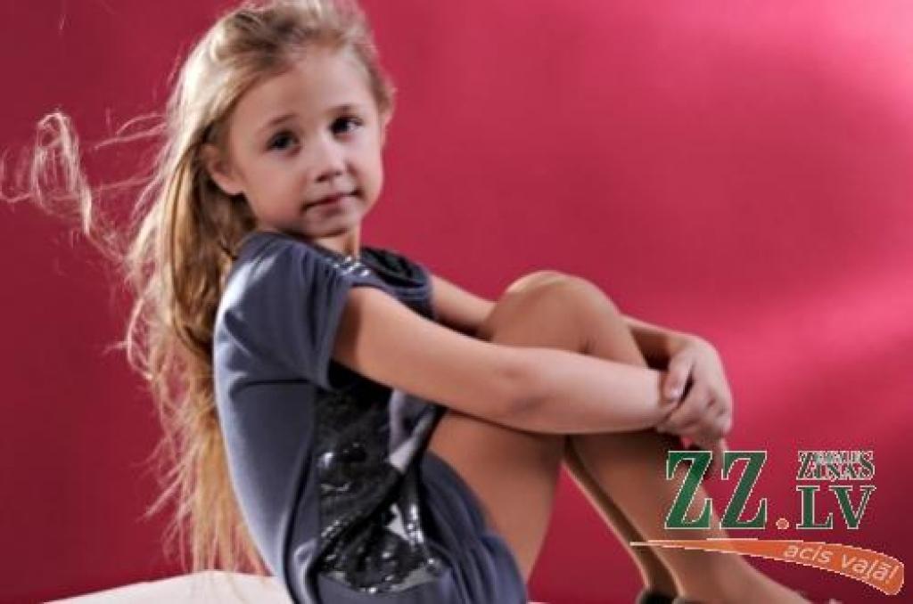 Pati jaunākā dalībniece no Jelgavas Vanesa Kleina. 
Autors: no modes nama «Tēma» arhīva