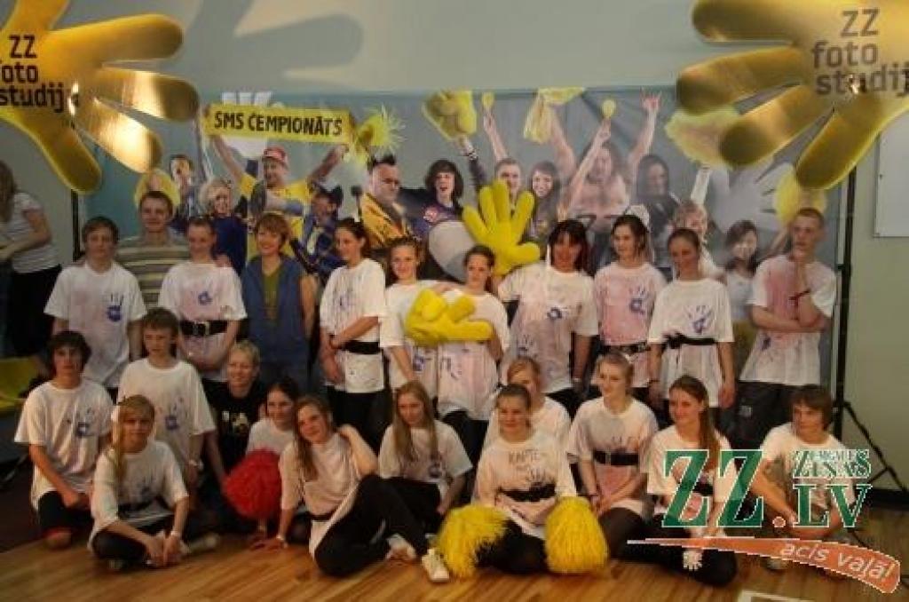 Latvijas skolēnu sporta un prāta spēlēs «ZZ čempionāts» Zemgales pusfināla sacensībās Jelgavā piedalījās 50 klašu komandas. 
Desmit uzdevumu izpildē kā pamatskolēniem, tā vidusskolēniem bija jārāda gan zināšanas, gan atjautība un...