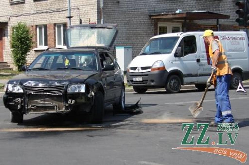 Autors: Armands Lazdiņš