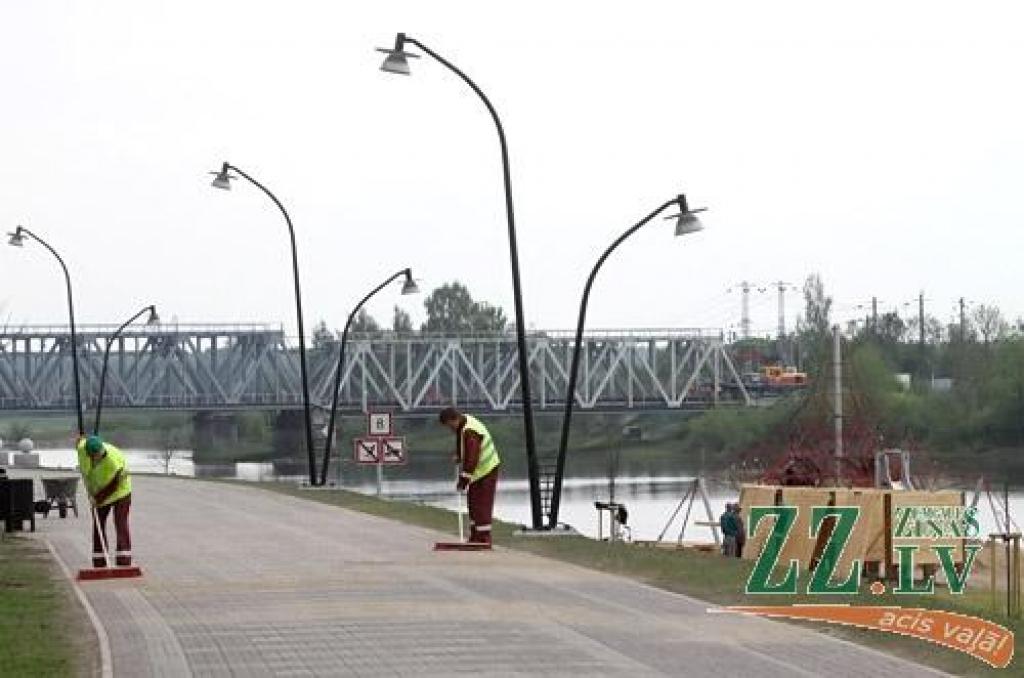 Sacensību starts tiks dots Lielupes peldētavas krastā.
Autors: Agris Samcovs