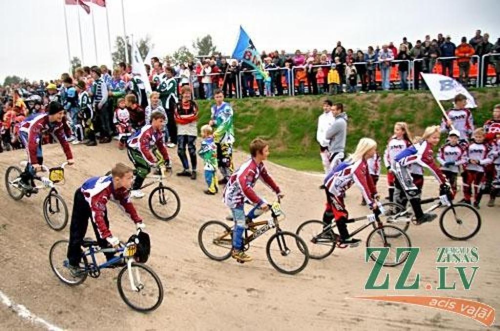 Autors: Agris Samcovs