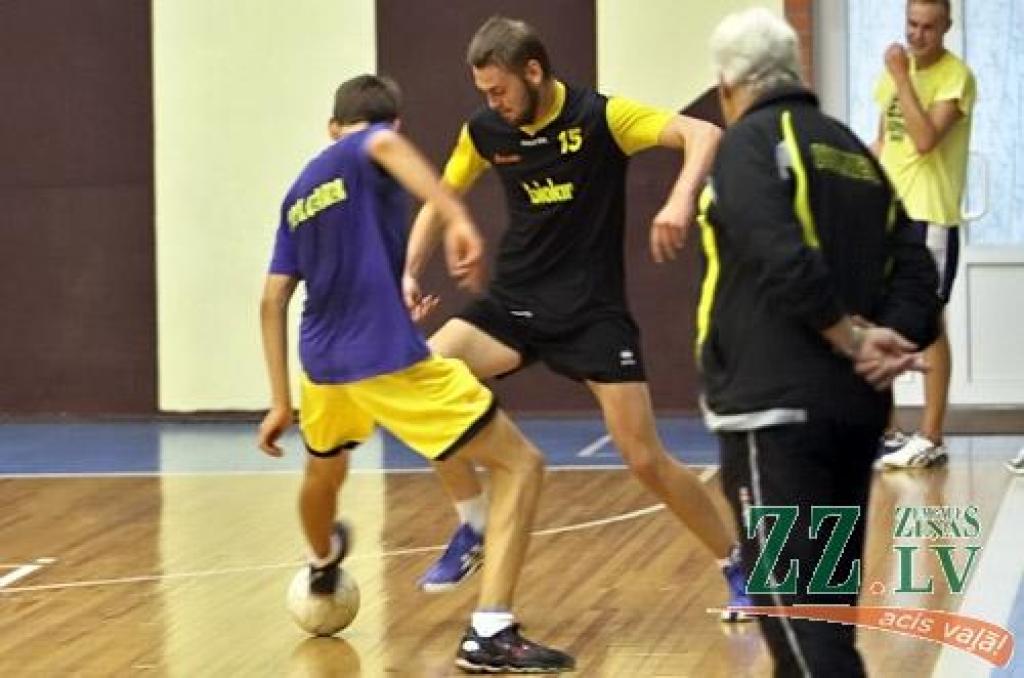 Autors: Agris Samcovs