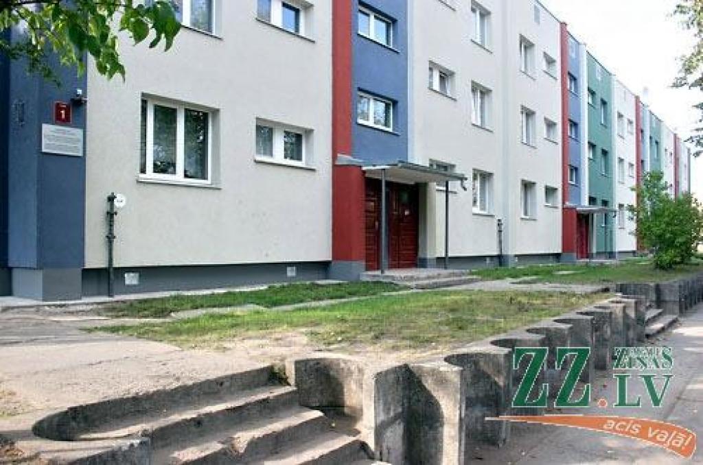 4.līniju paredzēts asfaltēt no Riekstu ceļa līdz Meža ceļam, bet 5.līniju – no Dobeles šosejas apmēram 730 metru garumā.
Autors: Agris Samcovs