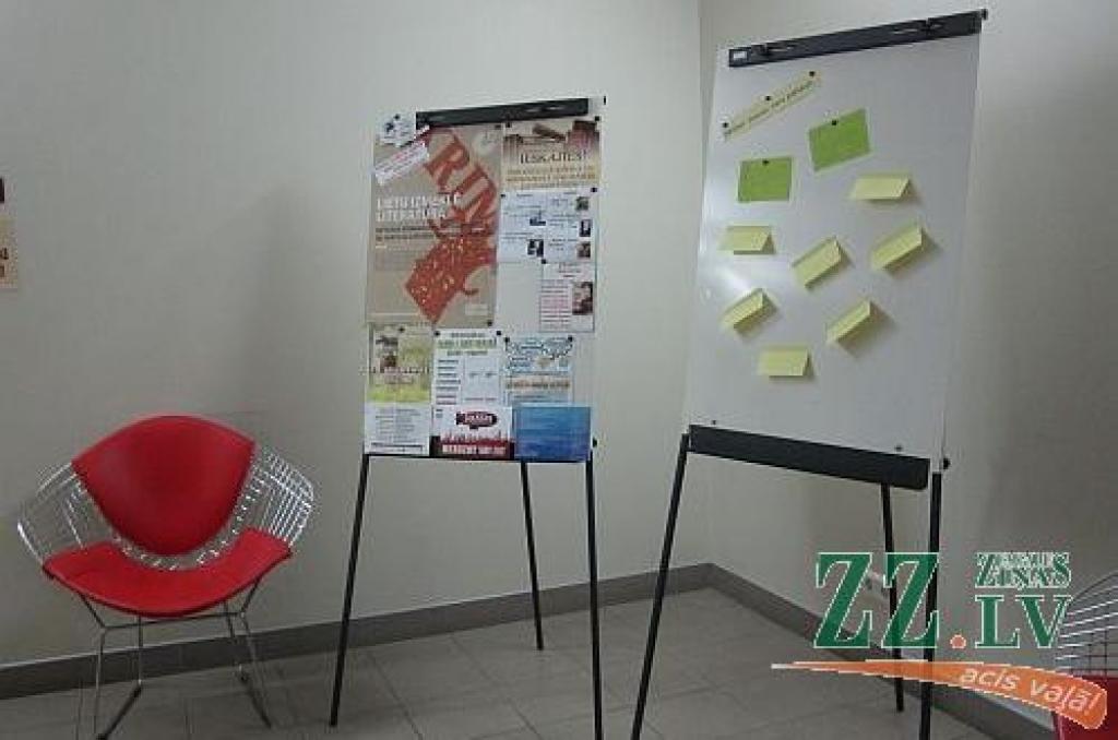 Autors: Jelgavas Zinātniskā bibliotēka