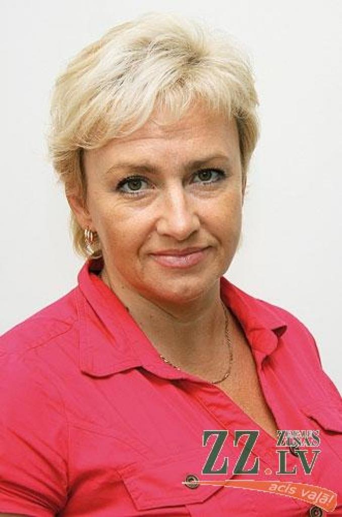 Daktere Guna Legzdiņa
Autors: Agris Samcovs 