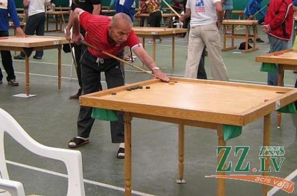 Autors: no sportista personīgā albuma