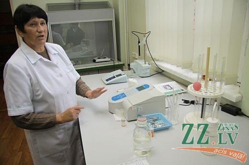 Speciālisti norāda, ka ūdens ir derīgs dzeršanai, taču atzīst, ka paši lieto vien filtrētu vai iepriekš novārītu.
Autors: Agris Samcovs