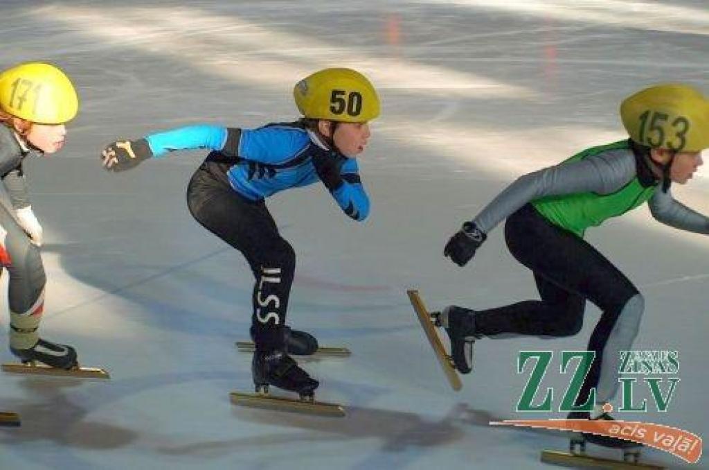 Autors: no sportistu personīgā albuma