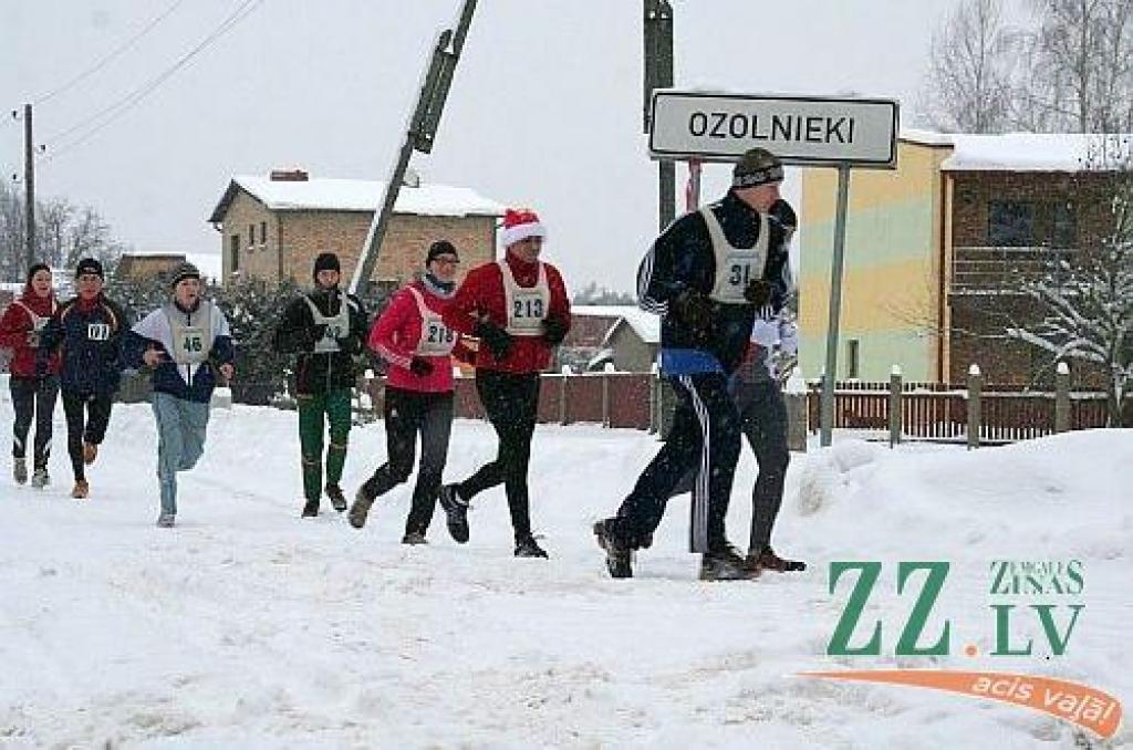 Autors: No sportistu personīgā albuma