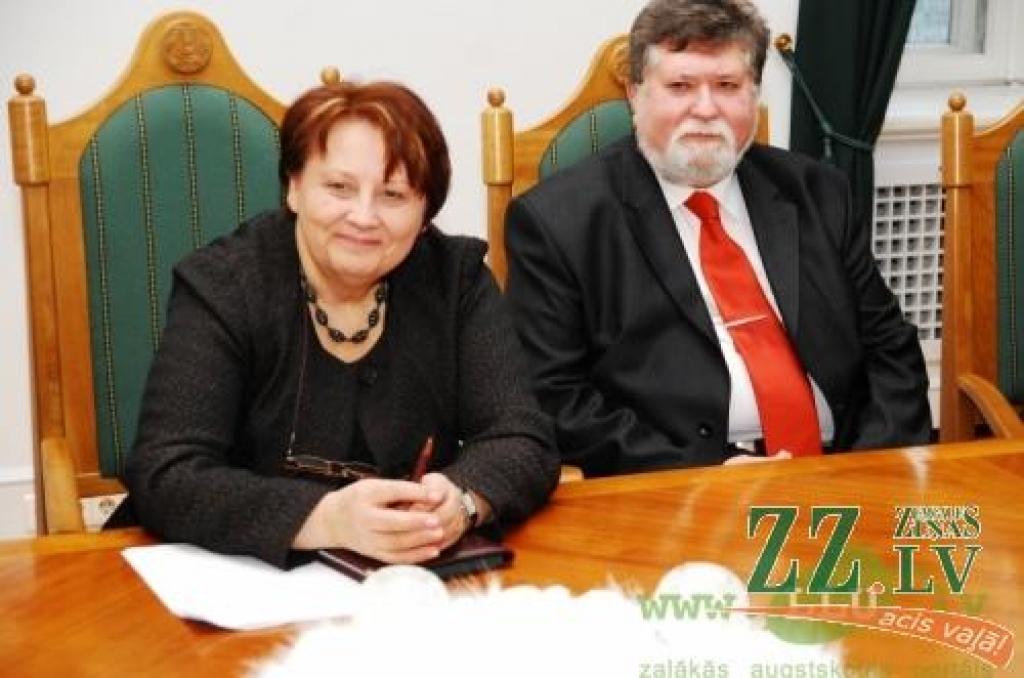 Laimdota Straujuma un LLU mācību prorektors Arnis Mugurēvičs
Autors: Gita Ogņeva