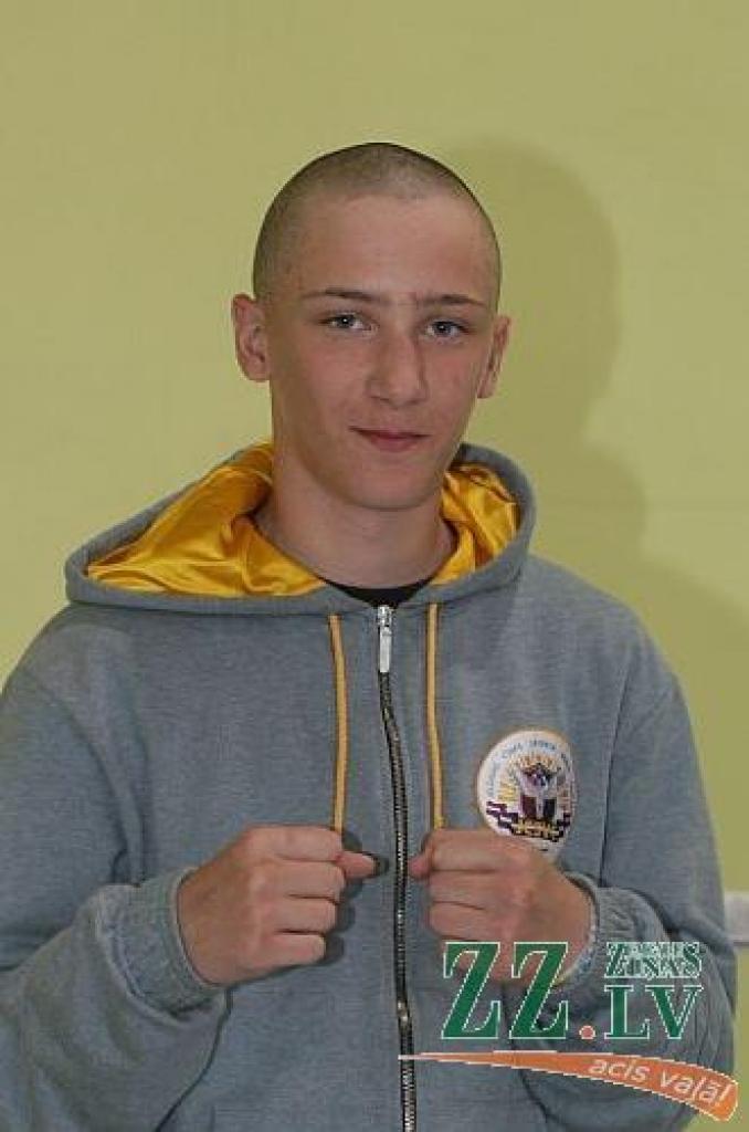 Autors: No JCSVC albuma