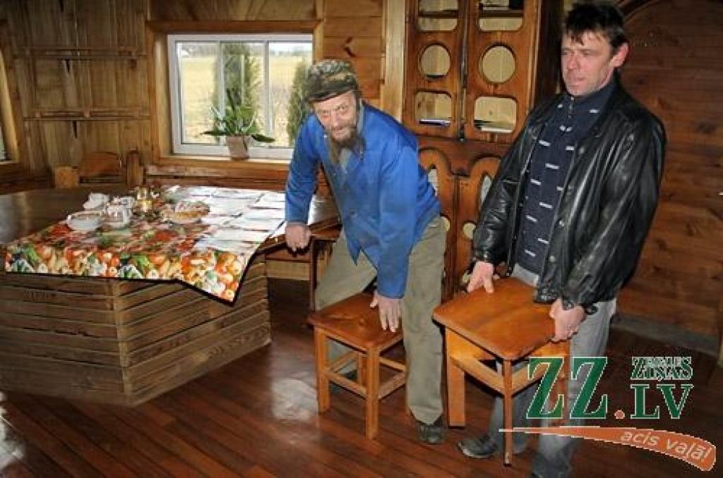 Plašāk par jauno zemnieku, viņa ģimeni un saimniekošanu lasiet saimniecības aprakstā otrdienas avīzē.
Autors: Agris Samcovs