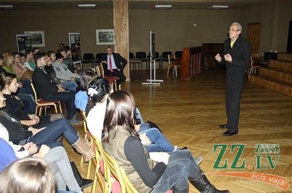 Autors: Agris Samcovs