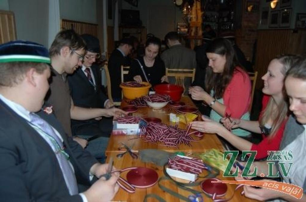 Autors: no akcijas rīkotāju albuma