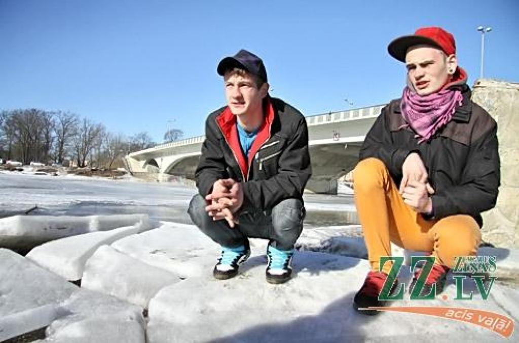 Autors: Agris Samcovs