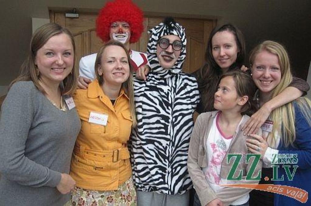 Ceļā uz Tīģera krastu – pieticīgie dzīves apstākļi nebiedē Agritu Drēsku doties palīgā nelielai latviešu dibinātai skolai Bolīvijā.
Autors: No A.Drēskas albuma