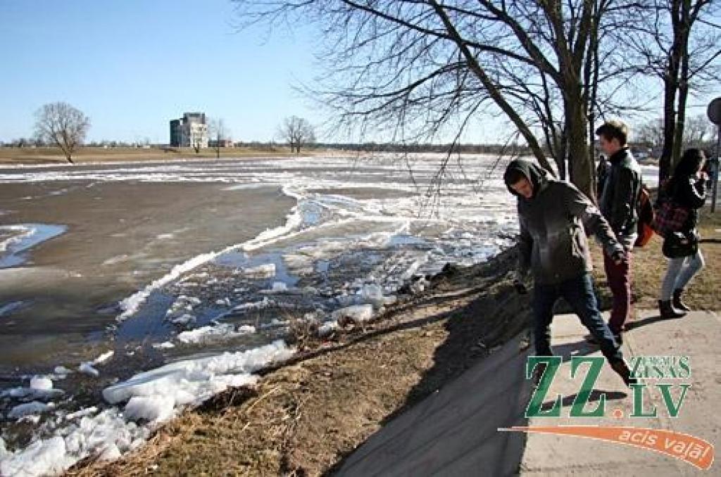 Autors: Agris Samcovs