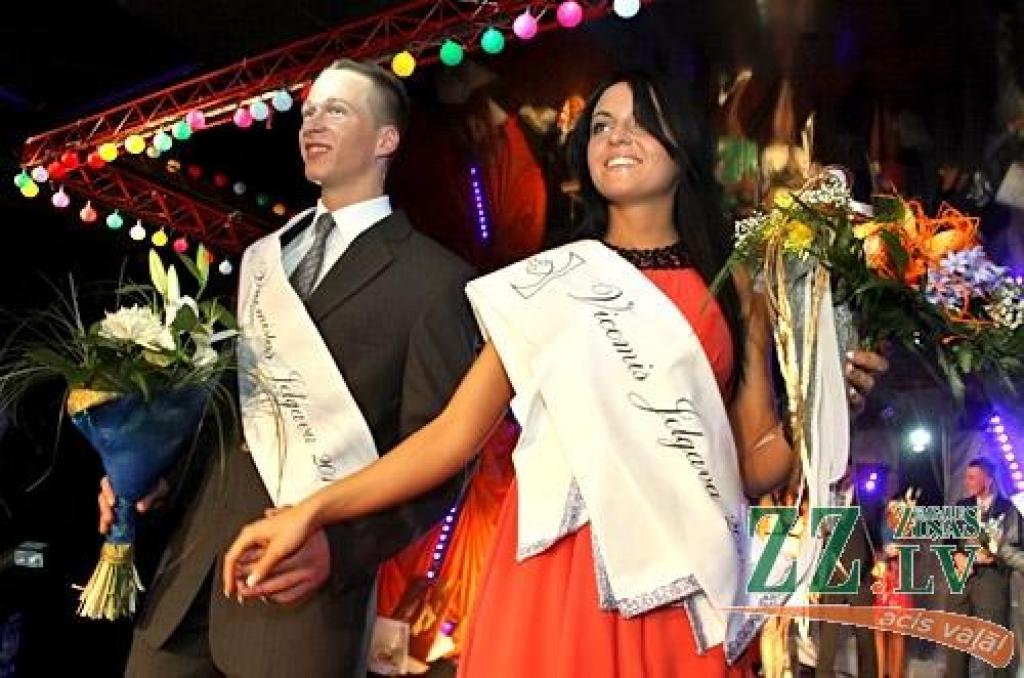 Pa kreisi - Jānis Millers.
Autors: Agris Samcovs