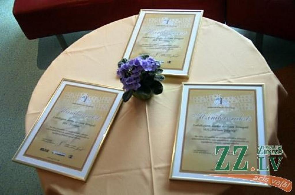 Sociālās garantijas, regulāras apmācības, labi darba apstākļi – šos kā galvenos darba ņēmēju atzinības iemeslus min siltumapgādes uzņēmums «Fortum Jelgava», ko Latvijas Darba devēju konfederācija trešo gadu pēc kārtas atzinusi par labāko...