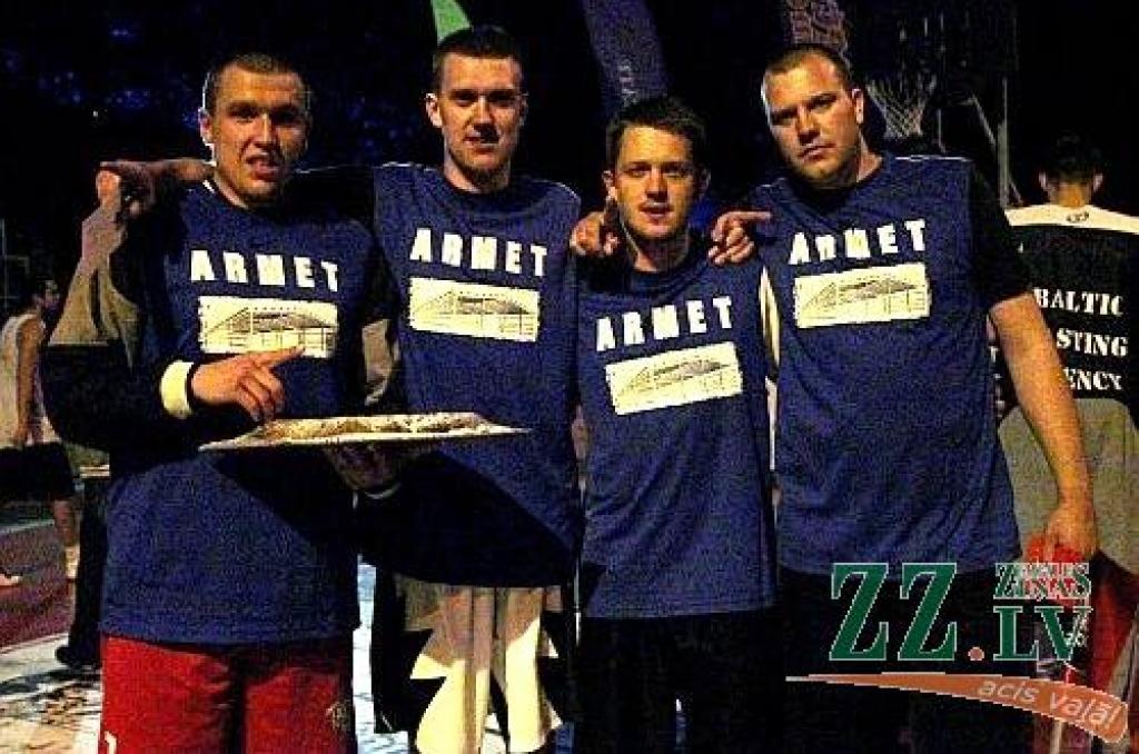 «Armet» komanda 13.maija posmā.
Autors: Renārs Buivids