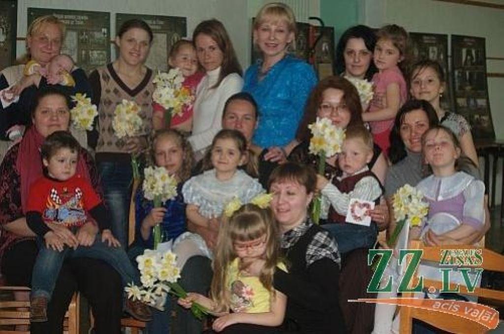 Autors: Jelgavas Vakara (maiņu) vidusskola