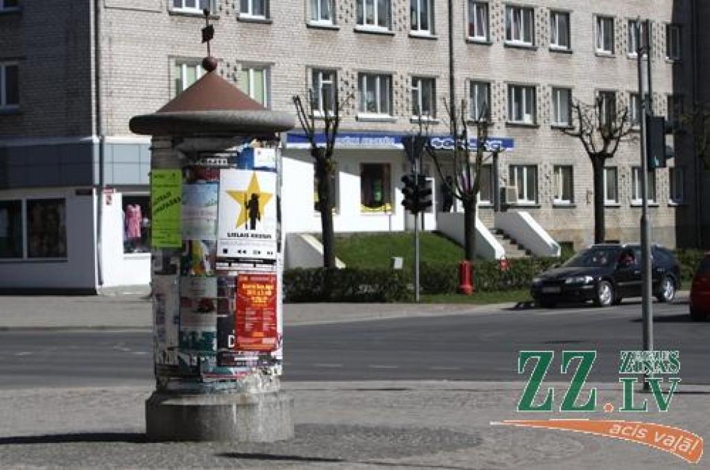 Lielajā ielā tuvākajā nākotnē būs jauni reklāmas stabi.
Autors: Armands Lazdiņš