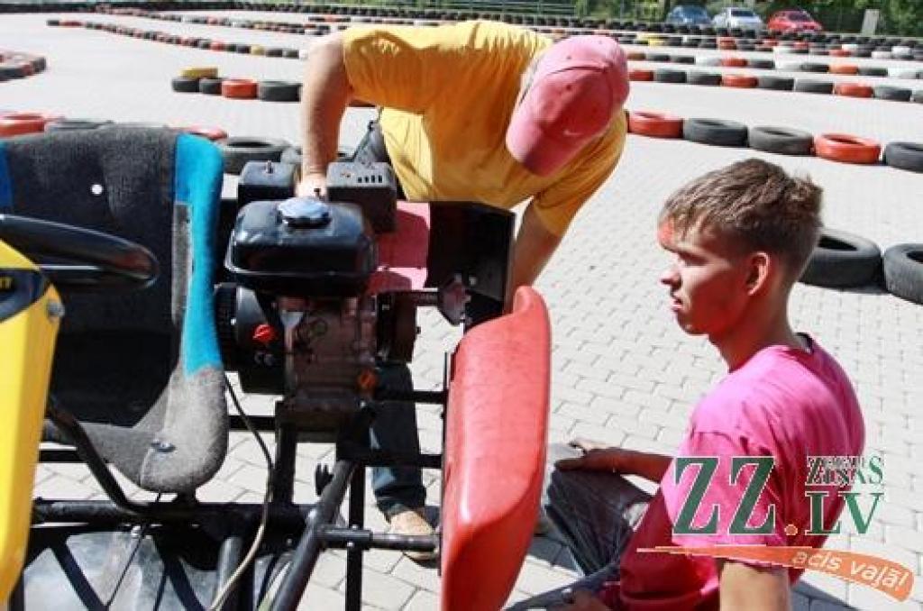 Autors: Armands Lazdiņš