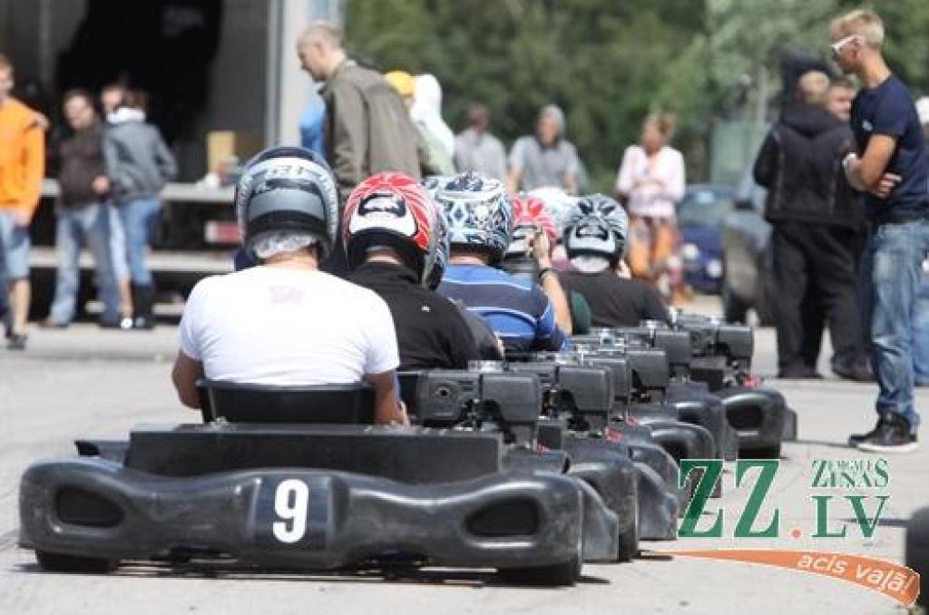 Autors: Armands Lazdiņš