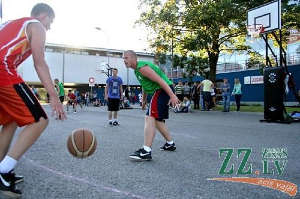 Autors: Agris Samcovs