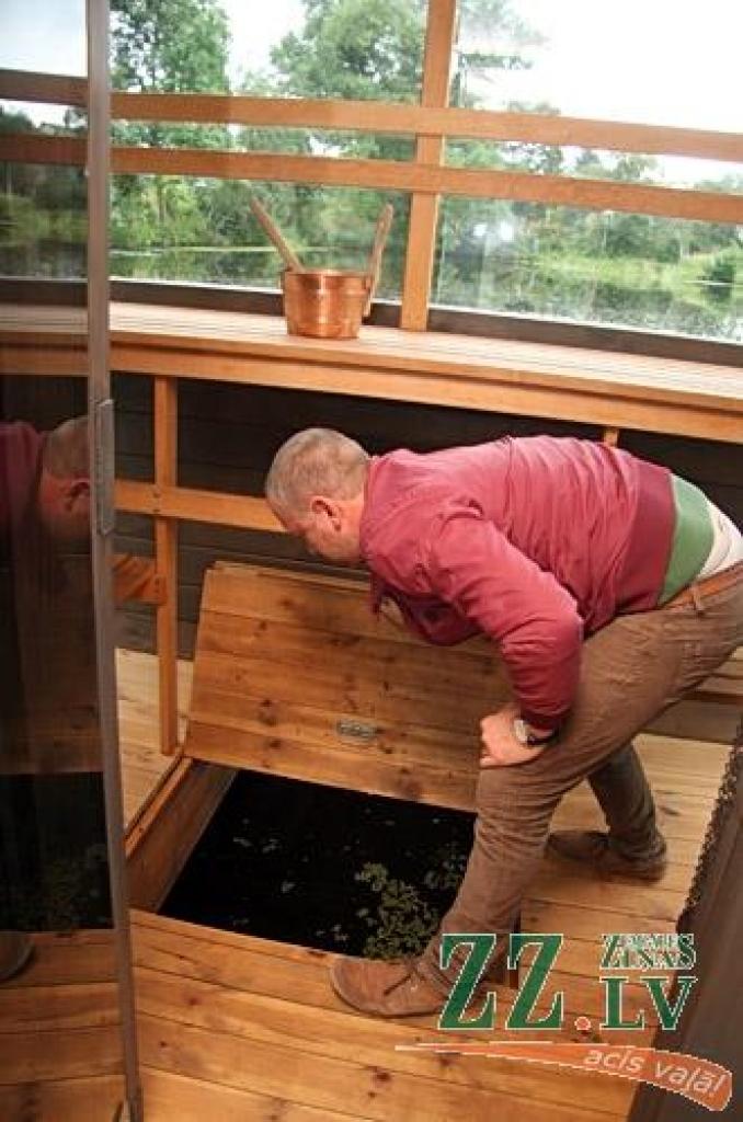Jelgavnieka gatavotās saunas mājiņas jau peld Zviedrijas ūdeņos, interesi par tām izrādījuši norvēģi un somi, bet vietējā tirgū interese pagaidām neliela. 
Autors: Agris Samcovs