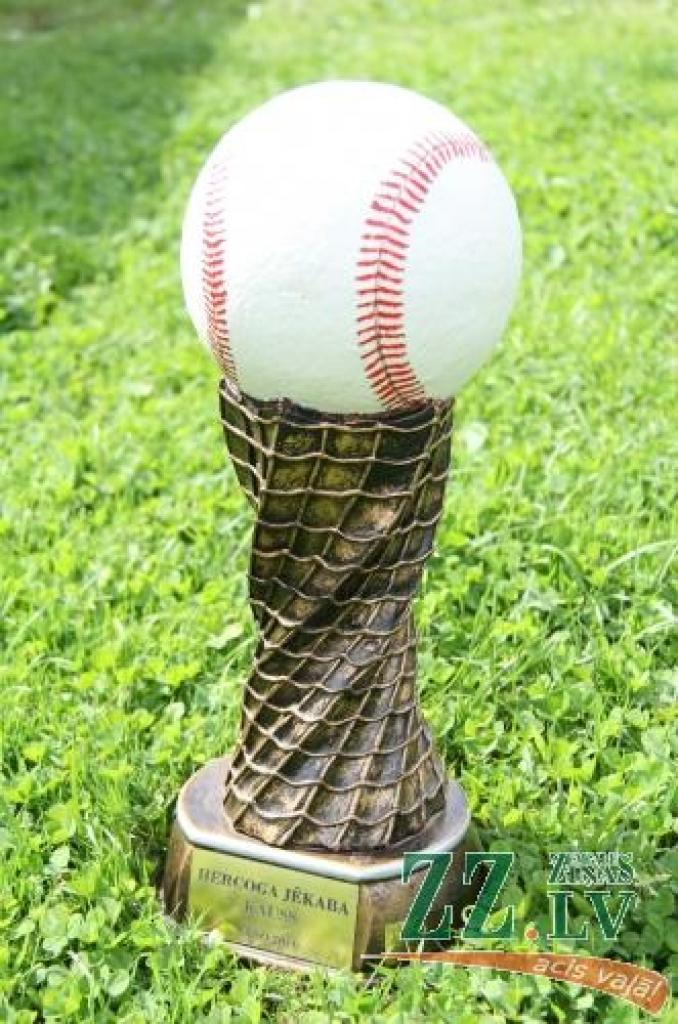 «Hercoga kauss»
Autors: Beisbola klubs «Jelgavas hercogs»