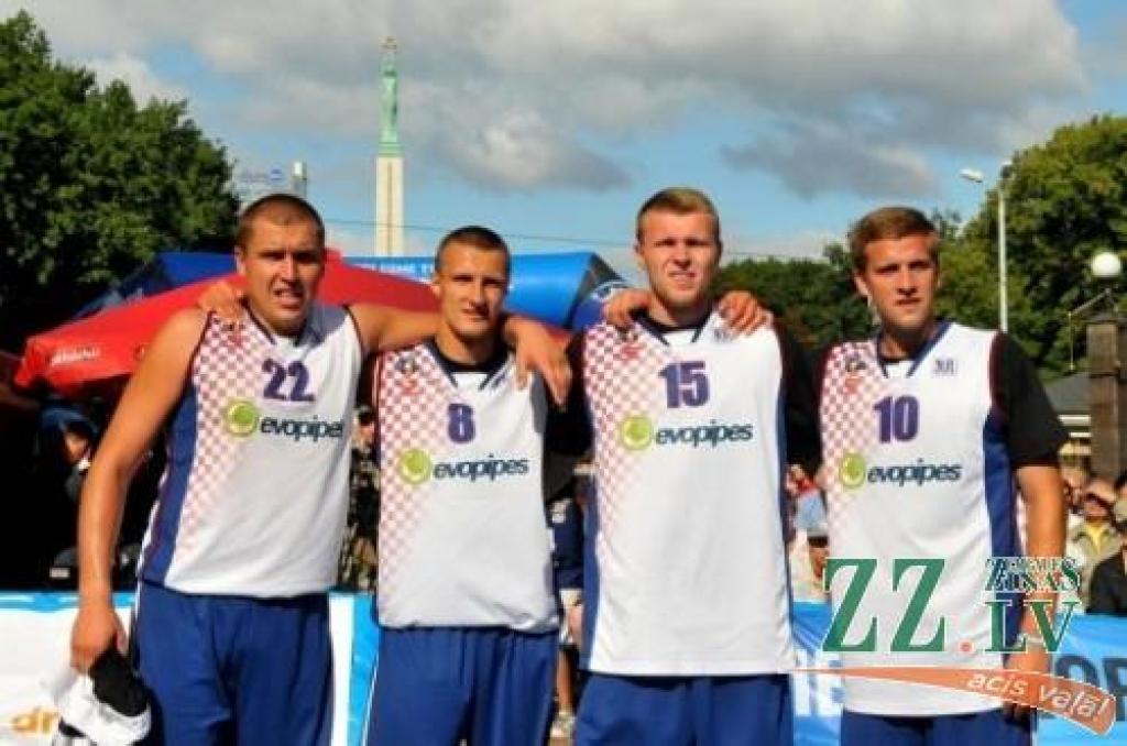 Autors: Romualds Vambuts