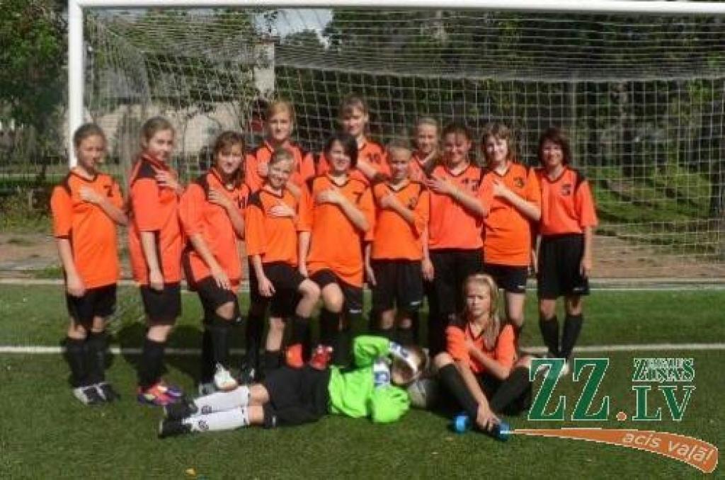 Autors: no sportistu albuma