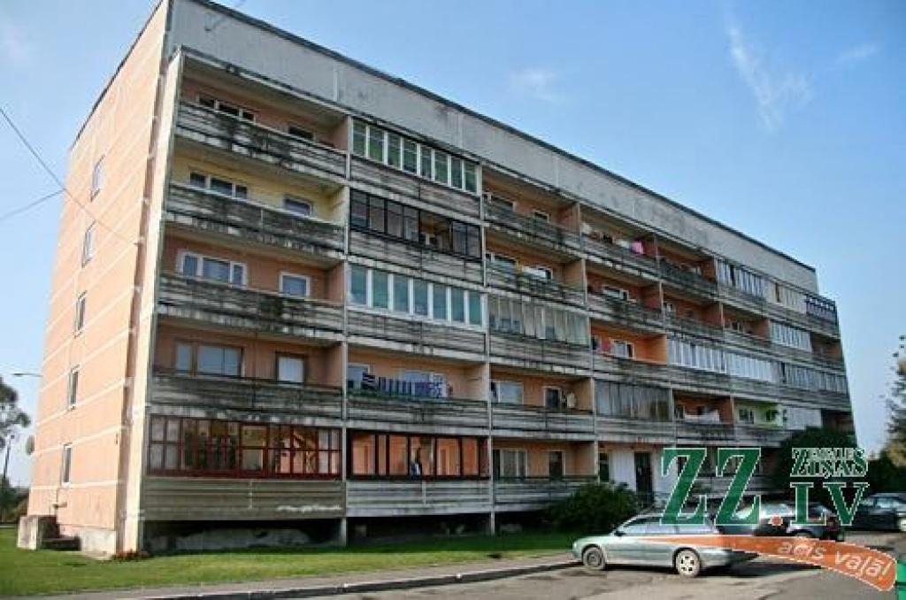 Līdz šim karstā ūdens atslēgšanu parādu dēļ NĪP īstenojusi Meiju ceļā 43 – atbilstoši dzīvokļu īpašnieku kopības lēmumam.
Autors: Agris Samcovs