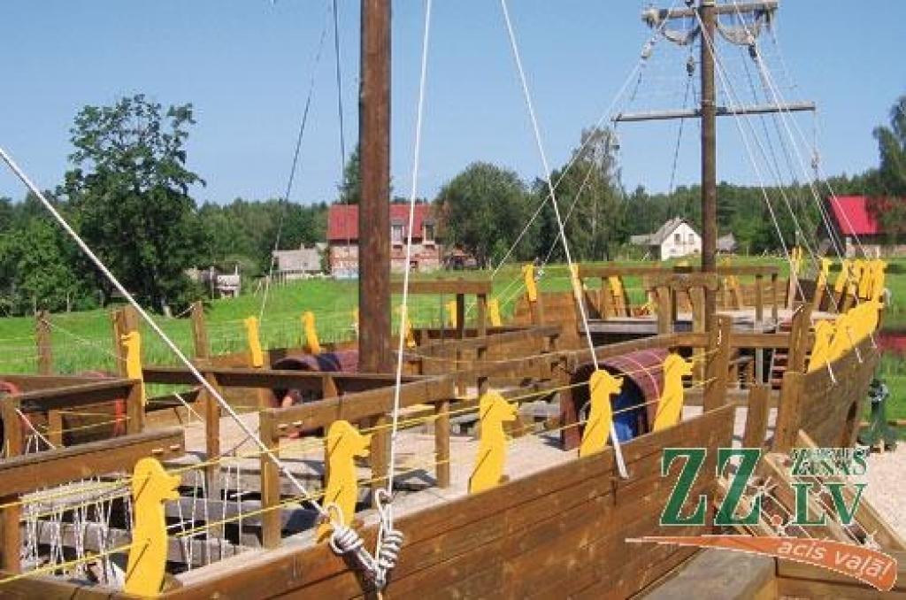 Autors: Sandra Pumpure