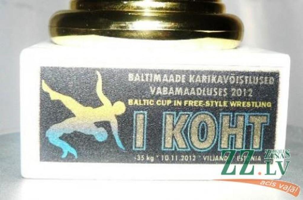 Autors: no sportistu albuma