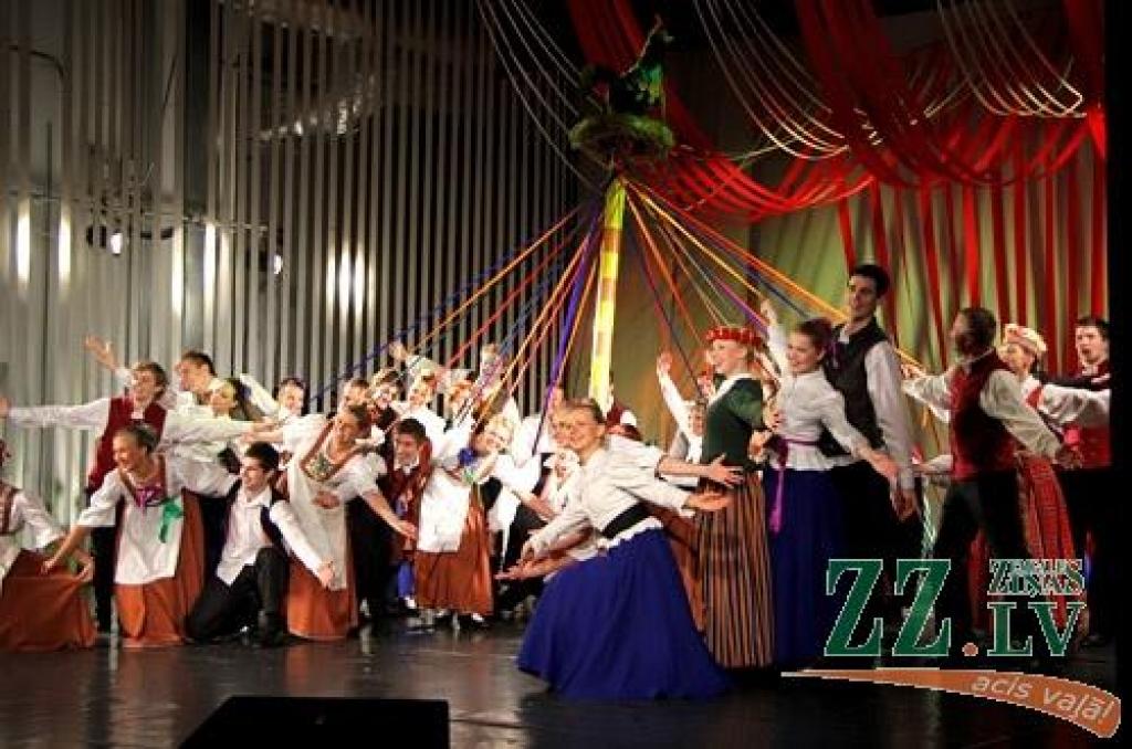 Ziemai ritot uz pavasara pusi, pašvaldības iestādes «Kultūra» Tautas deju ansamblis «Lielupe» jau  vienpadsmito gadu rīko koncertu «Mēs mīlam dejā», kurā satiekas vairāki simti Latvijas labāko deju ansambļu dalībnieku. Tautas deju...