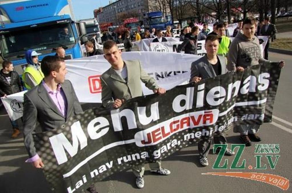 Jelgavā iestājies pavasaris, jo tā atnākšanu apliecina Mehu dienas - pasākums, kas 19.aprīlī norisinājās jau 19. gadu. LLU Tehniskās fakultātes spēku un iespējas apliecināja vērienīgā tehnikas parāde.