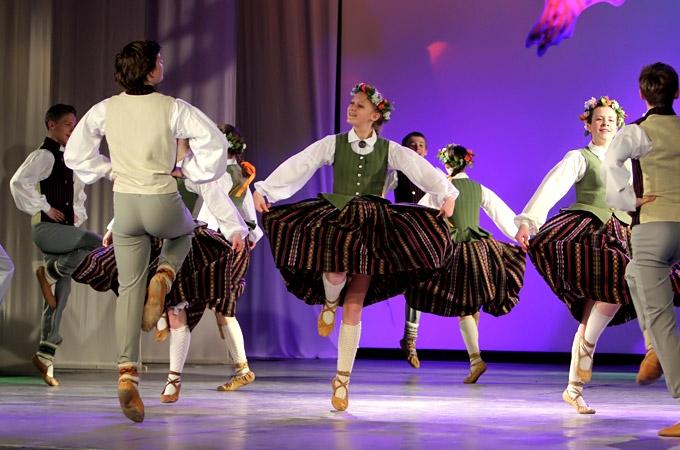 Aluksniesiem.lv raksta attēla aizvietotājs