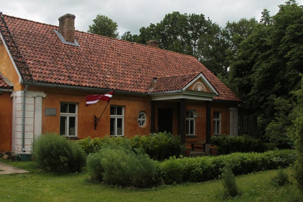 Aluksniesiem.lv raksta attēla aizvietotājs