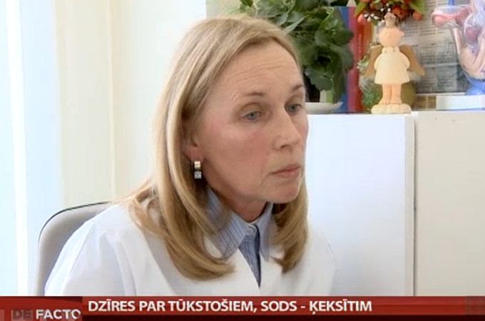 Autors: raidījuma «De facto» ekrānkopija