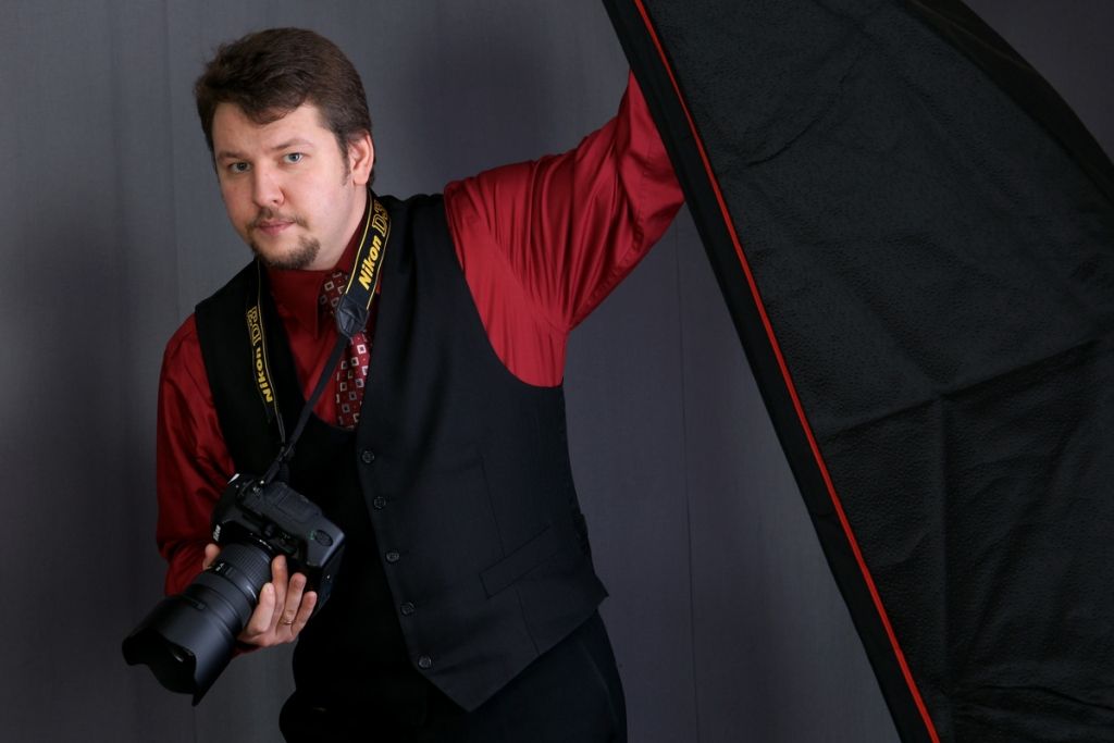 Autors: publicitātes